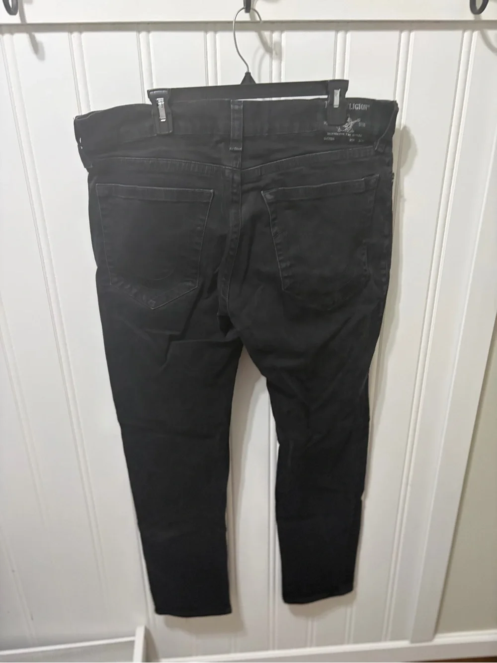 True Religion Geno Relaxed Slim Black Jeans - Size 40x33